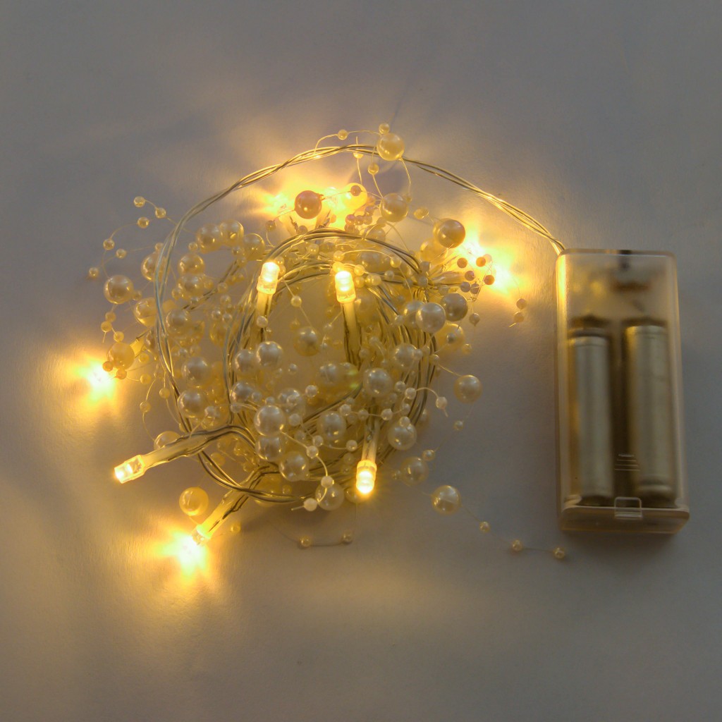 Lichterkette mit weißen Perlen, 10er LED warmweiß von decoLED