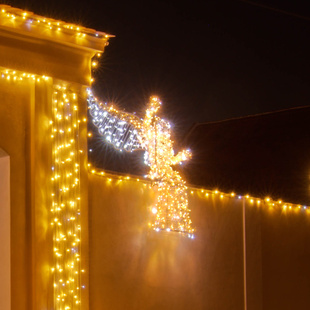 Weihnachtsengel mit Kristallen