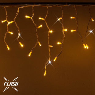 LED Lichterkette Eiszapfen 114er warmweiß mit kaltweiß Flash