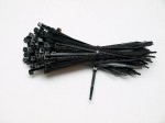 Kabelbinder, Länge 15 cm, Farbe schwarz, Breite 0,4 cm, Packungsinhalt Set je 100 Stück